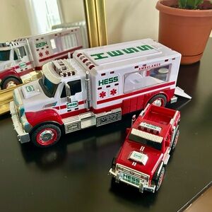 Hess Ambulance and Rescue Truck Set